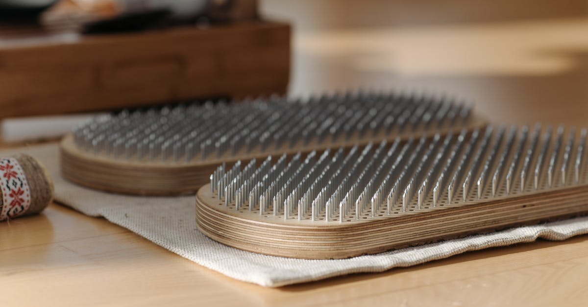 découvrez les bienfaits du tapis d'acupression : soulagement du stress, relaxation profonde et amélioration du bien-être. idéal pour une utilisation à la maison, il stimule les points d'acupression pour un ressourcement optimal et un confort inégalé. transformez votre moment de détente en une expérience revitalisante!