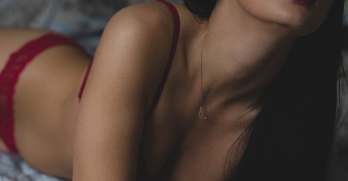 découvrez notre collection de lingerie raffinée et tendance. conçue pour allier confort et élégance, notre sélection met en valeur votre silhouette tout en vous offrant une sensation de bien-être. explorez des modèles variés, des ensembles délicats aux pièces audacieuses, pour chaque occasion.