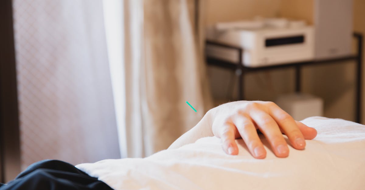 découvrez l'acupressure, une technique de bien-être millénaire qui utilise des points de pression pour soulager le stress, favoriser la relaxation et améliorer la circulation. explorez les bienfaits de cette pratique naturelle et apprenez à l'intégrer dans votre routine quotidienne pour un équilibre harmonieux.