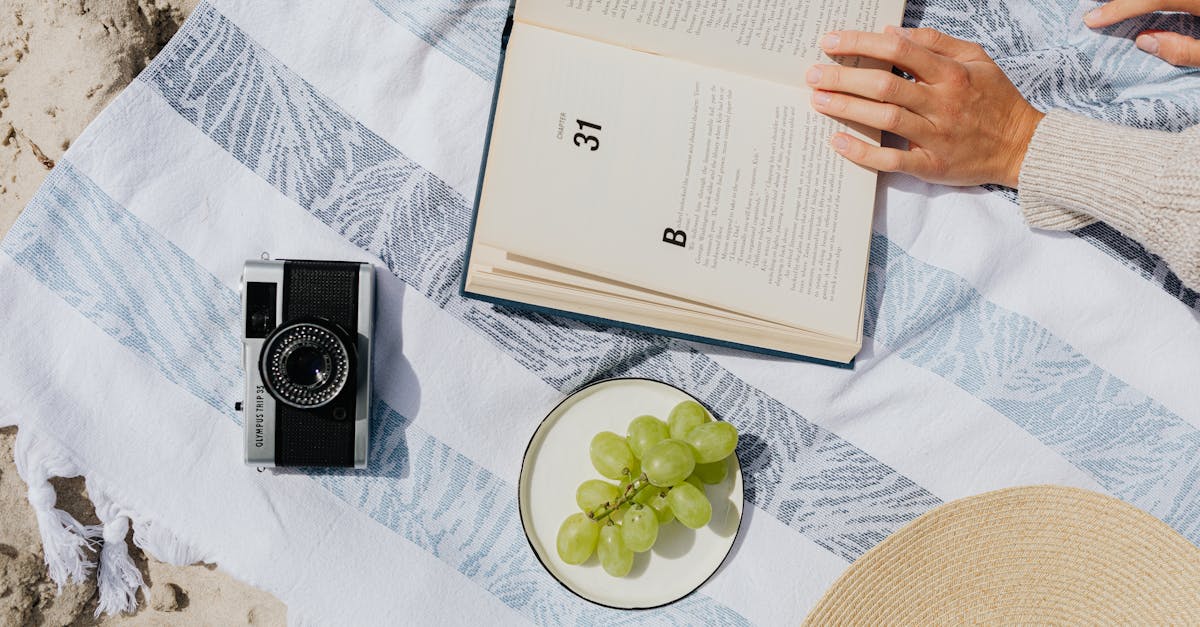 découvrez notre sélection d'accessoires de plage essentiels pour un été inoubliable. que ce soit des serviettes, des parasols, des chaises longues ou des sacs étanches, profitez du soleil avec style et confort. préparez-vous à vivre des moments inoubliables au bord de l'eau !